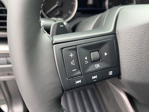 New 2026 Nissan Rogue SV AWD/4WD image 32