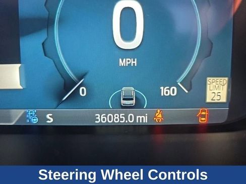 Used 2023 Ford Expedition Limited image 23