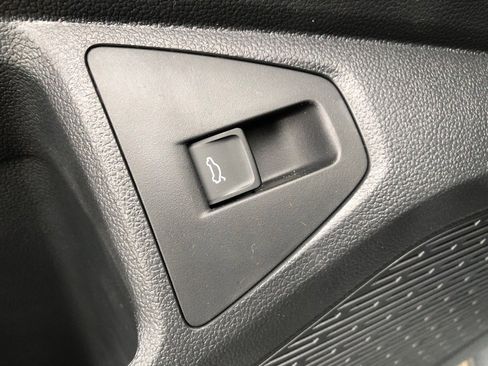 New 2026 Volkswagen Jetta SE image 11