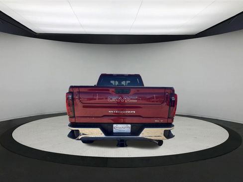 New 2026 GMC Sierra 2500 SLT w/ SLT Premium Package AWD/4WD image 6