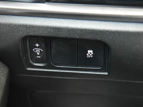 Used 2024 Kia Sorento S FWD image 39
