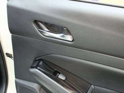 Used 2020 Nissan Altima 2.5 SV image 12