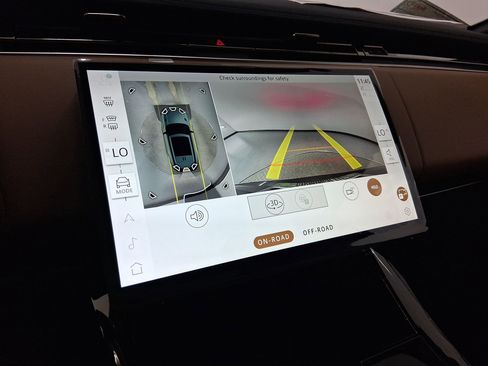 New 2026 Land Rover Range Rover Sport SE image 24