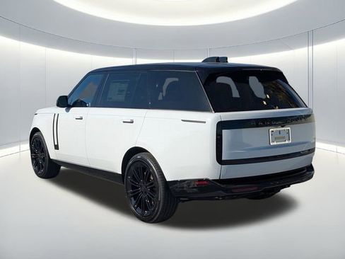 New 2026 Land Rover Range Rover Long Wheelbase SE image 7