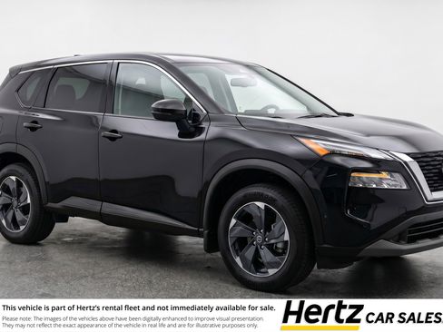 Used 2025 Nissan Rogue SV AWD/4WD image 1