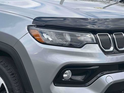 Used 2022 Jeep Compass Limited w/ Sun and Sound Group AWD/4WD image 8