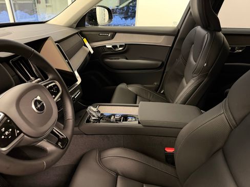 New 2026 Volvo XC90 B6 Ultra w/ Protection Package Premier AWD/4WD image 13