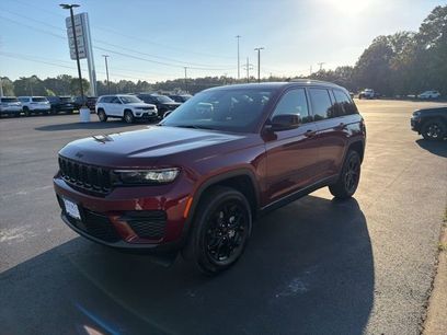 New 2025 Jeep Grand Cherokee Altitude
