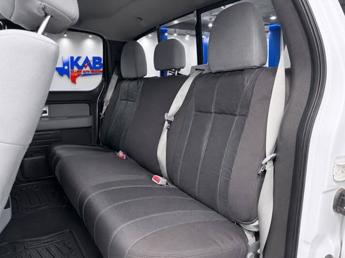 Used 2011 Ford F150 XLT w/ XLT Convenience Pkg AWD/4WD image 16