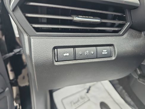 Used 2023 Nissan Altima 2.5 SV FWD image 32