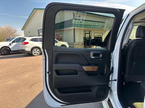 Used 2017 Chevrolet Silverado 1500 LTZ w/ Sport Package image 21