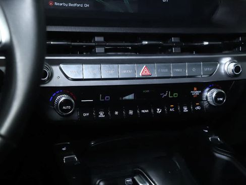 Used 2024 Kia Telluride S w/ S Sunroof Package FWD image 29