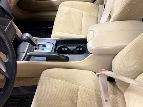 Used 2012 Honda Accord EX image 21