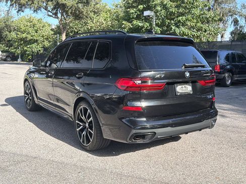 Used 2022 BMW X7 xDrive40i w/ M Sport Package AWD/4WD image 5