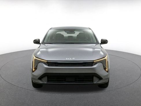Used 2025 Kia K4 FWD image 2