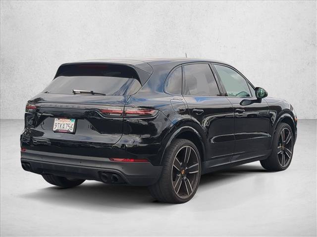 Used 2021 Porsche Cayenne AWD/4WD image 5