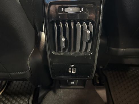 Used 2024 Jeep Compass Trailhawk w/ Trailhawk Elite Group AWD/4WD image 19