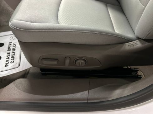 Used 2025 Chevrolet Malibu LS w/ Driver Confidence Package image 13