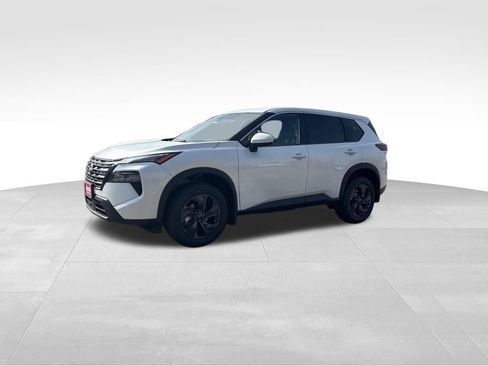 New 2026 Nissan Rogue SV FWD image 9