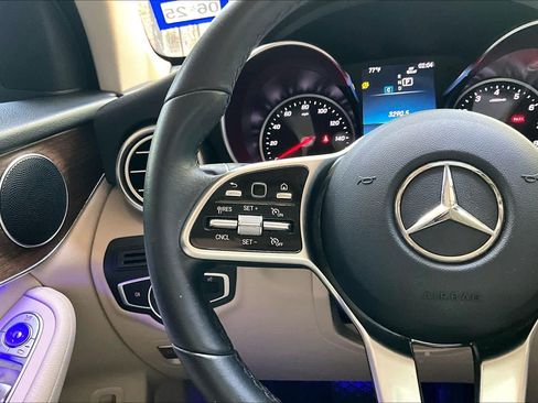 Used 2021 Mercedes-Benz GLC 300 image 23