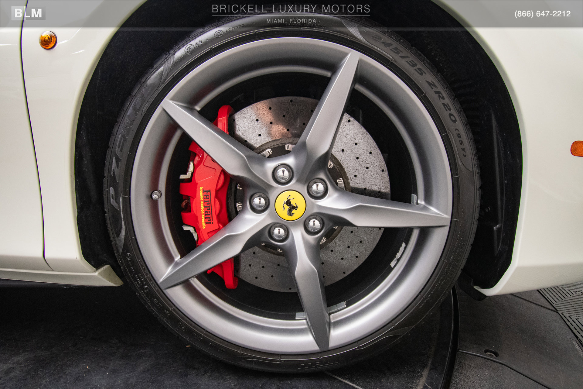 Used 2018 Ferrari 488 Spider RWD image 47