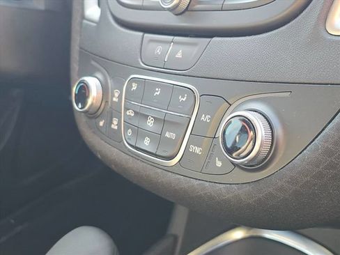Certified 2024 Chevrolet Malibu LT FWD image 23