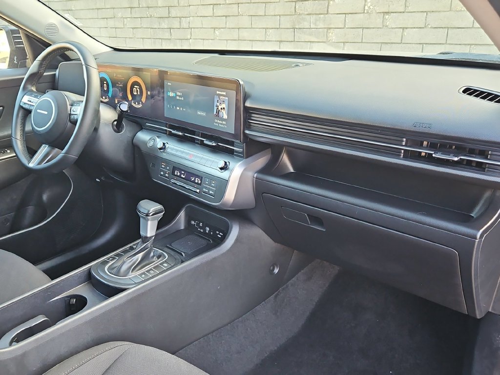 Used 2026 Hyundai Kona SEL Sport FWD image 29