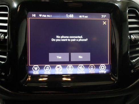 Used 2020 Jeep Compass Limited AWD/4WD image 32