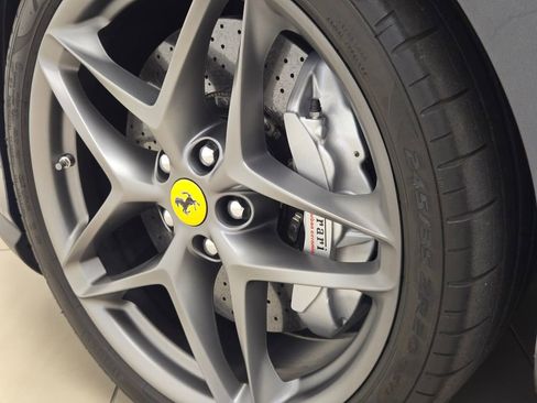 Used 2024 Ferrari Roma RWD image 14