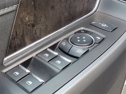 Used 2023 Ford F250 Lariat w/ Lariat Ultimate Package image 12