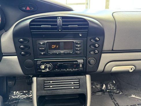 Used 2004 Porsche Boxster image 25