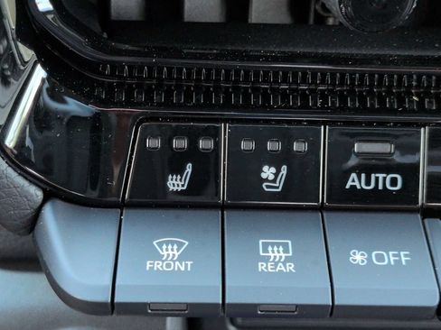 Used 2026 Toyota Land Cruiser w/ Premium Package AWD/4WD image 25