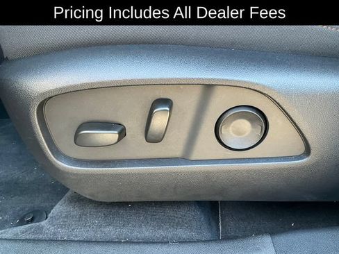 Used 2026 Chevrolet Equinox ACTIV w/ Convenience Package III AWD/4WD image 6