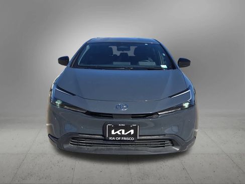 Used 2024 Toyota Prius LE image 9