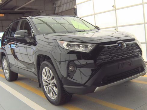Used 2019 Toyota RAV4 Limited w/ Cold Weather Package image 3