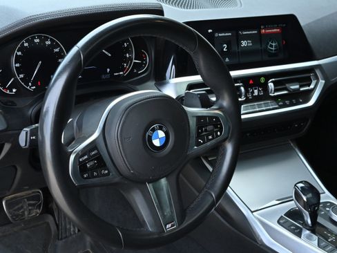 Used 2020 BMW 330i xDrive Sedan w/ M Sport Package AWD/4WD image 14