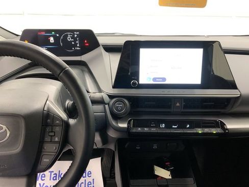Used 2023 Toyota Prius LE FWD image 19