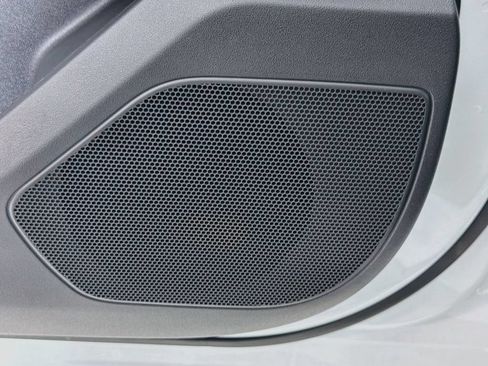 New 2026 Land Rover Range Rover Velar Belgravia AWD/4WD image 19