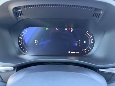 New 2026 Volvo XC60 B5 Plus w/ Climate Package image 32