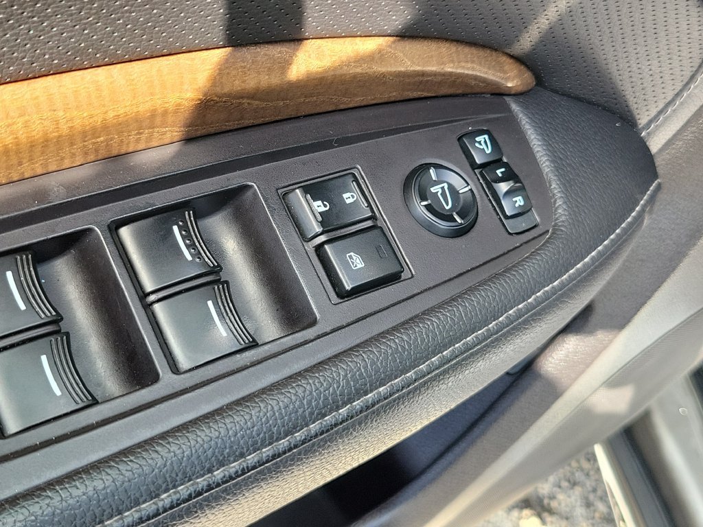 Used 2020 Acura MDX w/ Technology Package AWD/4WD image 24