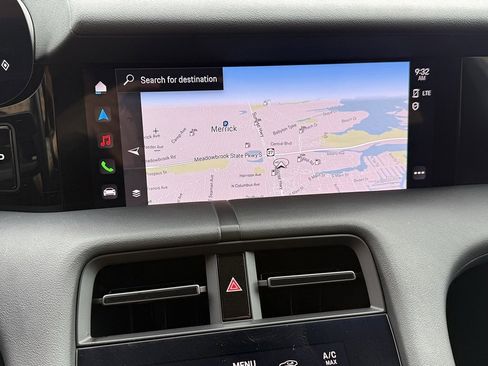 Certified 2024 Porsche Taycan image 14