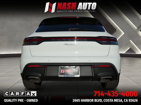 Used 2024 Porsche Macan AWD/4WD image 21