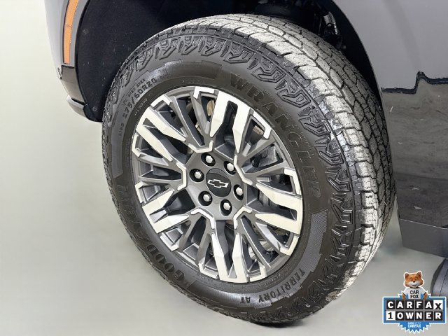 Used 2025 Chevrolet Tahoe Z71 w/ Z71 Off-Road Package AWD/4WD image 36