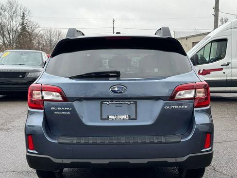 Used 2015 Subaru Outback 2.5i Limited image 6