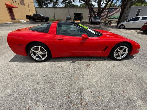 Used 2004 Chevrolet Corvette Coupe w/ Roof Package RWD image 7