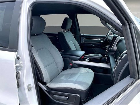 Used 2023 RAM 1500 Big Horn AWD/4WD image 32