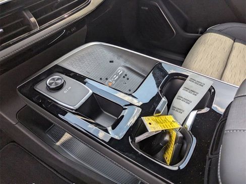 New 2026 Buick Enclave Sport Touring w/ Power Package FWD image 15