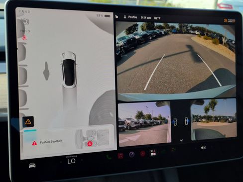 Used 2023 Tesla Model 3 Standard Range RWD image 23