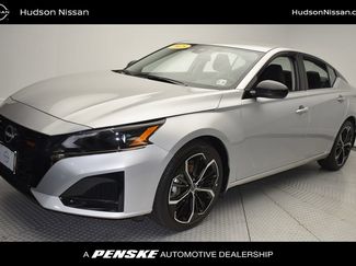 Used 2025 Nissan Altima 2.5 SR FWD video 1