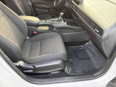 Used 2026 Honda HR-V LX image 63